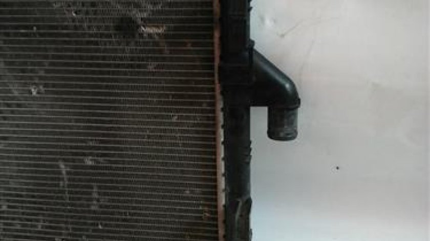 Radiator apa Dacia Logan facelift an 2009 cod 8200735089