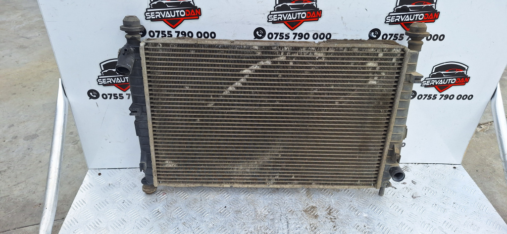 Radiator apa Ford Focus (1998-2004) [DAW, DBW] 1.8 Motorina 2004, 1S7H 8C342 AG