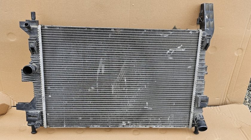 Radiator apa Ford Focus 3 1.6 TDCI 2012 2013 2014 2015