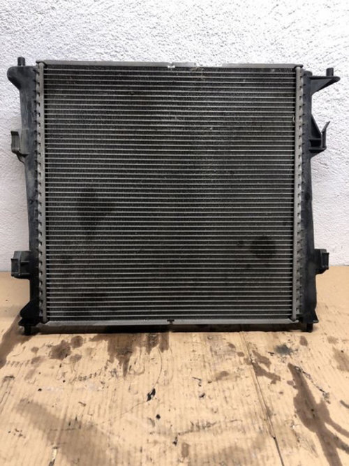 Radiator apa Kia Ceed 1.6 crdi 08 combi 2008 (253101h600)