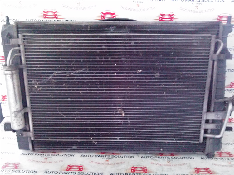Radiator apa KIA SPORTAGE 2.0 D an fabr. 2009