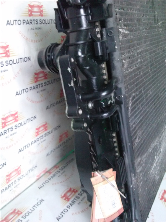Radiator apa LAND ROVER FREELANDER 2 2.2 D an fabr. 2009