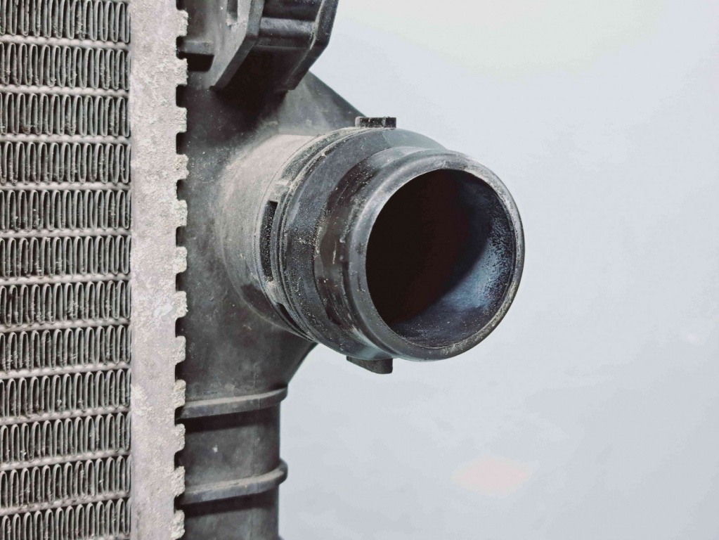 Radiator apa LAND ROVER Freelander 2 (FA) [Fabr 2006-2014] 6G91-8C342-CD 2.2 2.2 118KW / 160CP