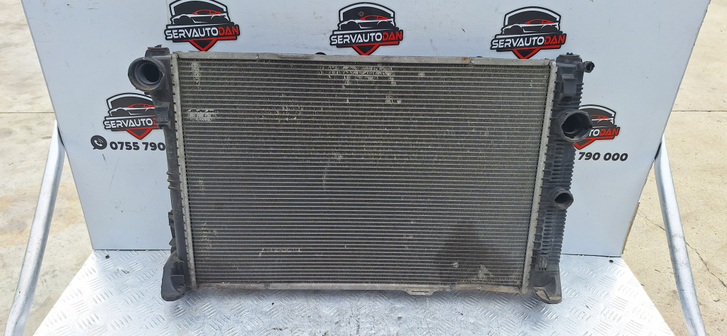 Radiator apa Mercedes-Benz C-class facelift (2011-2014) [w204] 2.2 Motorina 2011, A2045003703