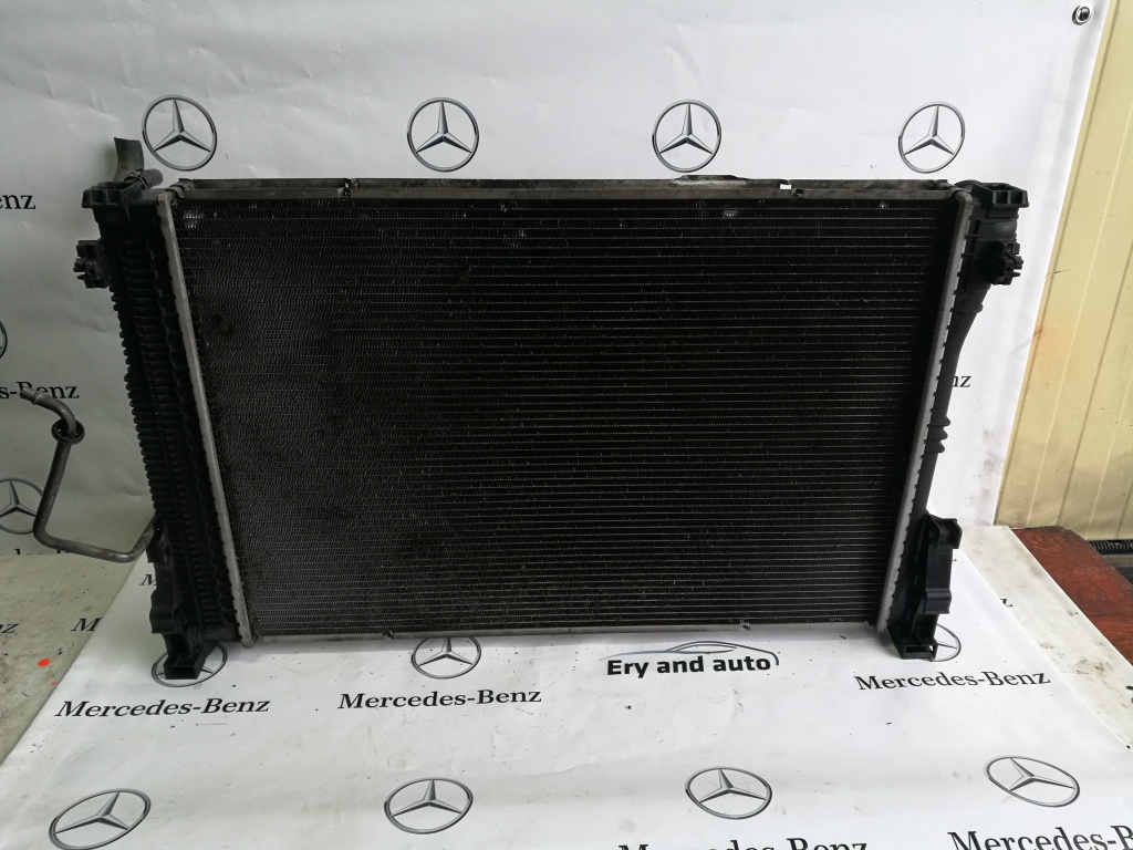 Radiator apa Mercedes C class W204 A2045003703