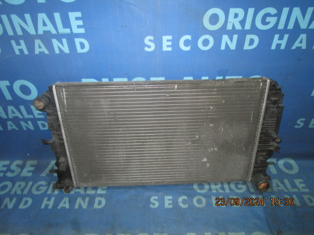 Radiator apa Mercedes Sprinter 2.2cdi ; A9065000202