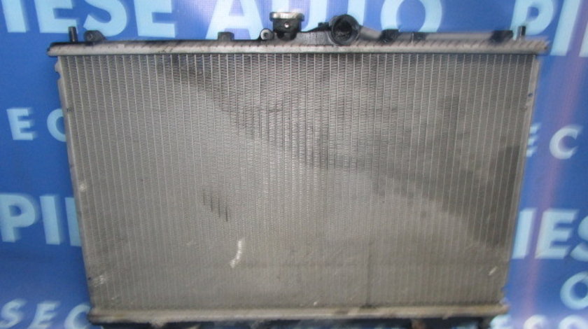 Radiator apa Mitsubishi Carisma