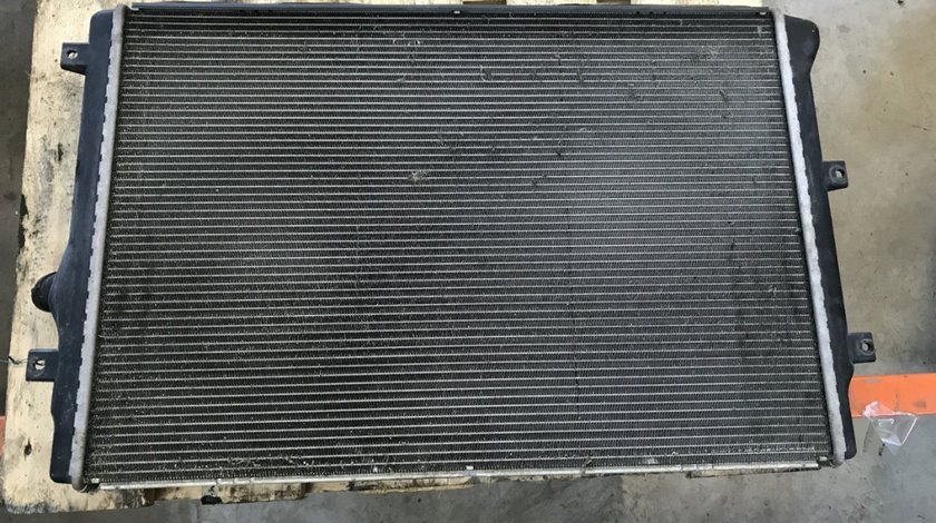 Radiator apa Octavia Break 2.0 TDI DSG combi 2011 (1k0121251DM)