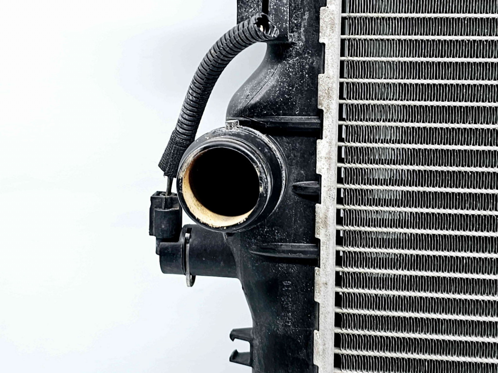Radiator apa Opel Astra J [Fabr 2009-2015] 13267656 1.6 Benz A16LET 132KW / 180CP 1.6 Benz A16LET 132KW / 180CP