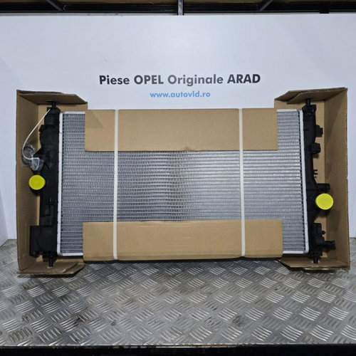 Radiator apa Opel Zafira C 2011-2019 1.7 cdti; 2.0 cdti 37002488