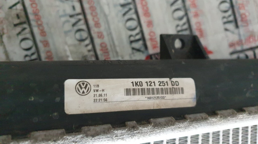 Radiator apa original Audi A3 8P Facelift 1.6 tdi 105cp CAYC cod piesa : 1K0121251DD