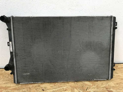 Radiator apa Passat CC 1.4 TSI 160 CP sedan 2012 (5K0121253B)