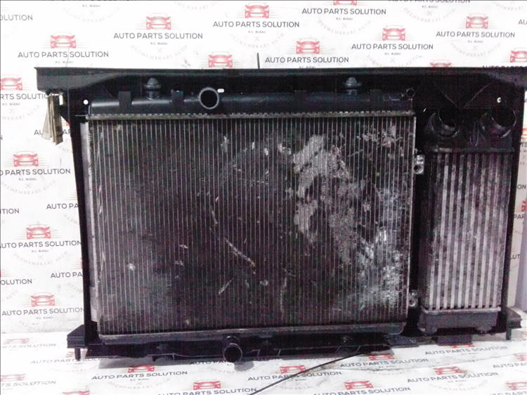 Radiator apa PEUGETOT 308 1.6 HDI an fabr. 2008