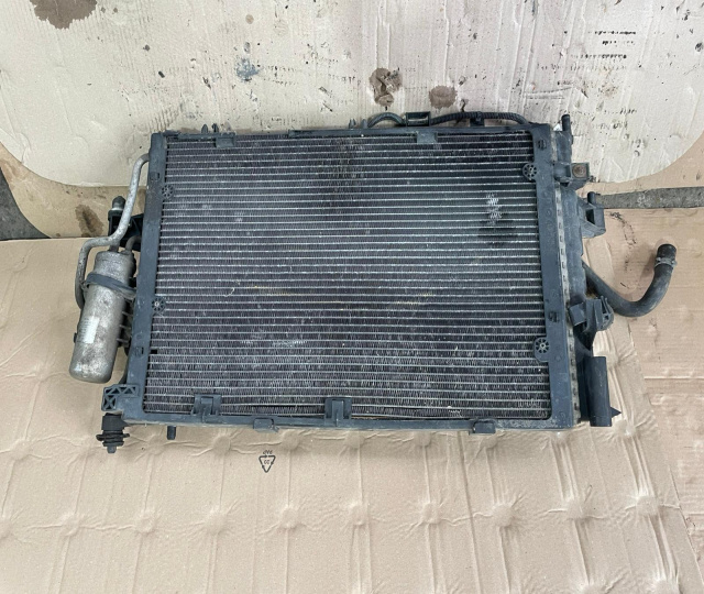 Radiator apa racire motor Audi A4 B5 [1994 - 1999] Avant wagon 5-usi 1.6 MT (101 hp)