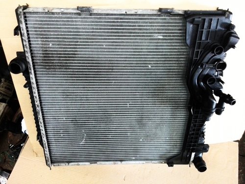 RADIATOR APA RACIRE MOTOR BMW E53 X5 2003 184CP 3.0D