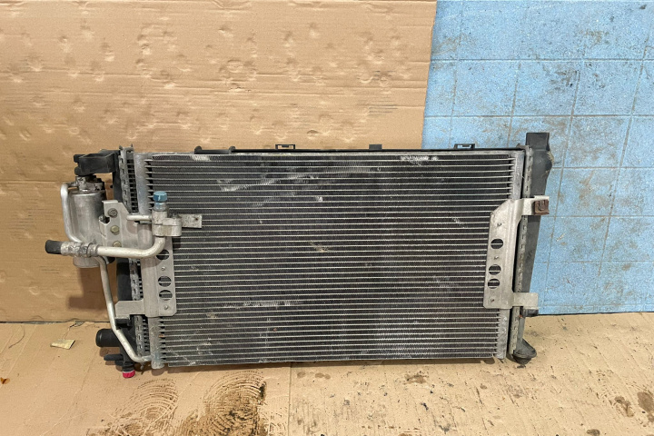 Radiator apa racire motor Mercedes-Benz A-Class W168 [facelift] [2001 - 2004] hatchback A 170 CDI AT (96hp)