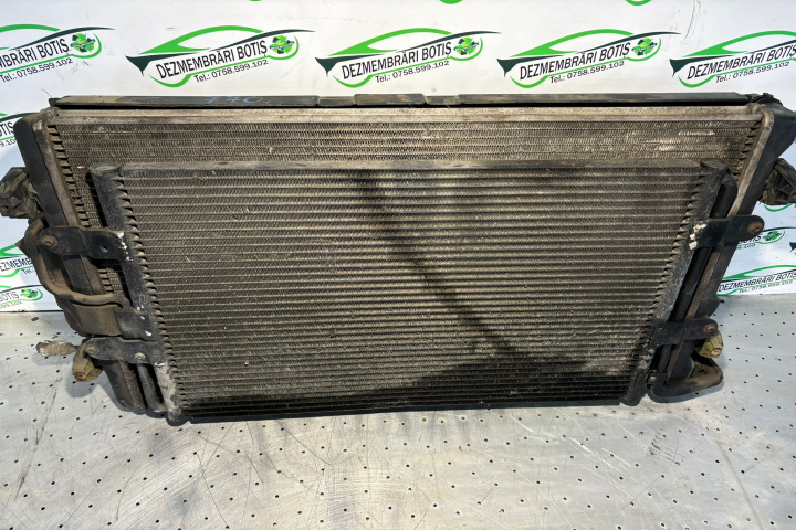Radiator apa racire motor Volkswagen VW Golf 4 [1997 - 2006] wagon 1.9 TDI MT (90 hp)