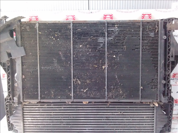 Radiator apa RENAULT MASTER 2.5D an fabr. 2009