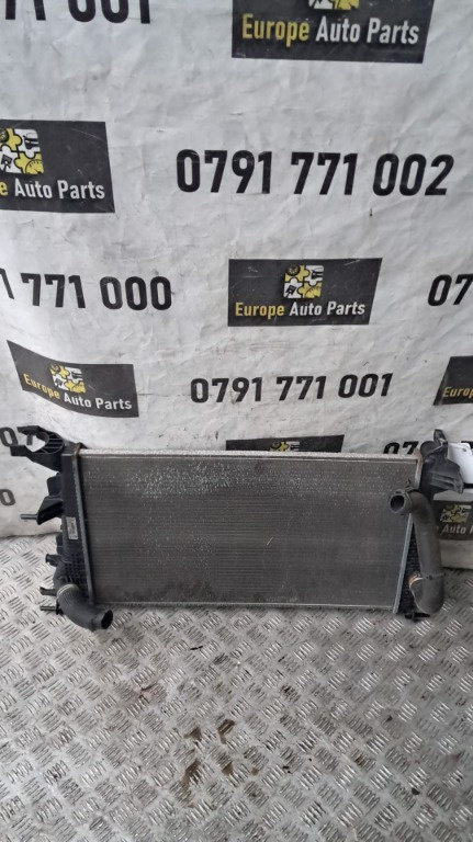 Radiator apa Renault Megane 3 1.5 DCI an 2010 cod 214105150R