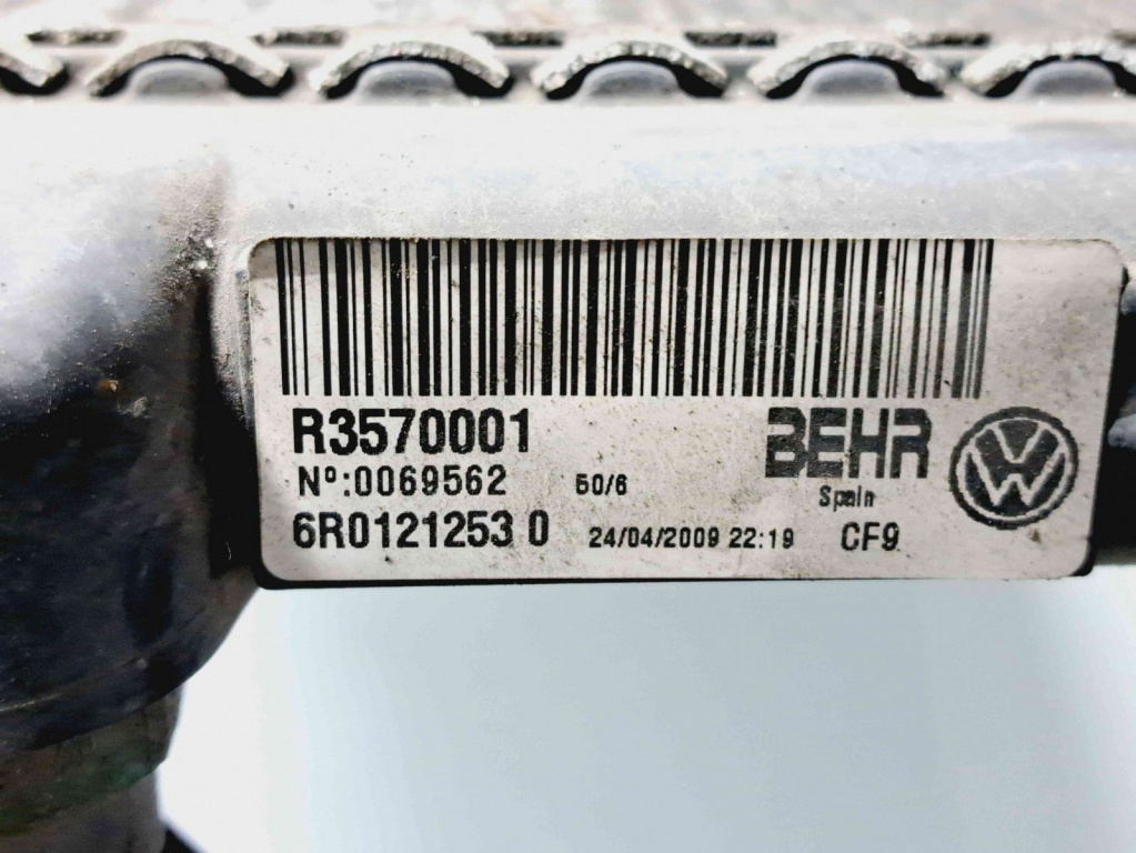 Radiator apa Seat Ibiza 5 (6J5) [Fabr 2008-2017] 6R01212530 1.6 Benz BTS 77KW / 105CP 1.6 Benz BTS 77KW / 105CP