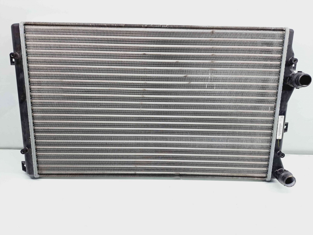 Radiator apa Seat Leon (1P1) [Fabr 2005-2011] 1K0121253BB 1.4 Benz CAXA 90KW / 122CP 1.4 Benz CAXA 90KW / 122CP