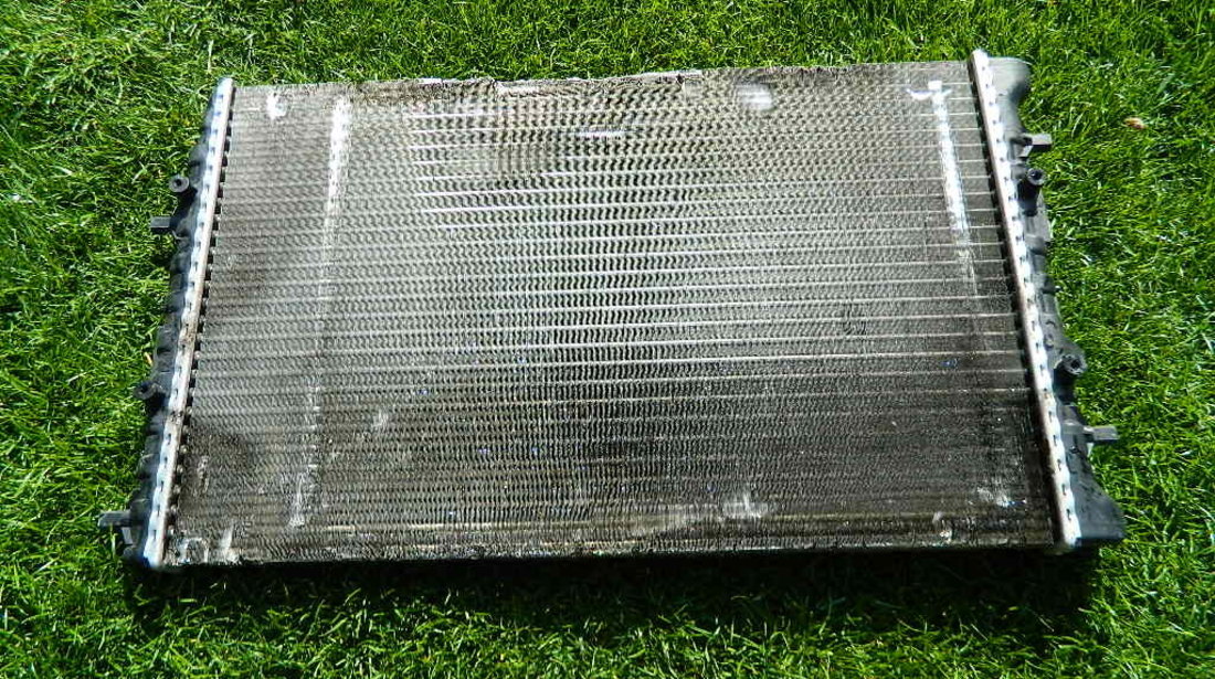 Radiator apa Seat,Vw,Skoda cod 6Q0121253Q