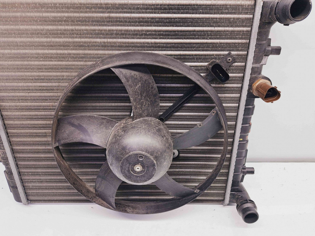 Radiator apa Skoda Fabia 3 (NJ3) [Fabr 2014-2022] 6Q0121201HA 1.0 Benz CHYA 44KW / 60CP 1.0 Benz CHYA 44KW / 60CP