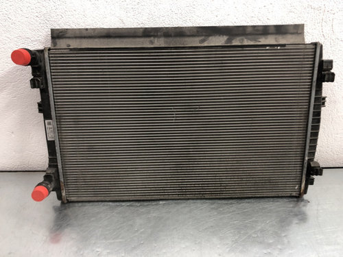 Radiator apa Skoda Octavia 3 Combi 1.6 TDI DSG 7 Automat, 105cp sedan 2014 (5Q0121251EM)