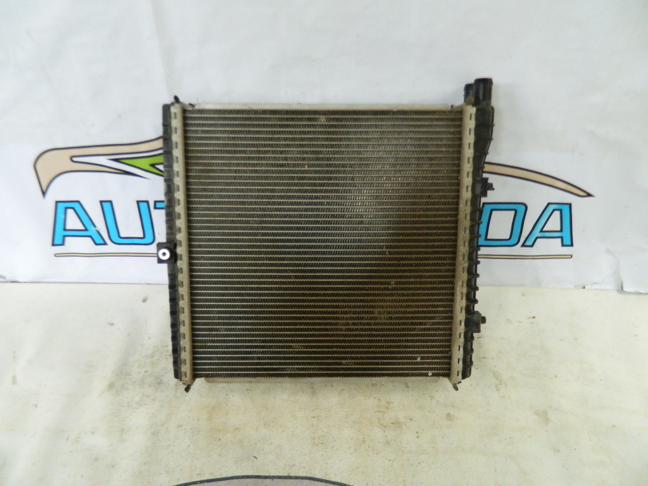 Radiator apa stanga Porsche Taycan model 2020 2021 2022 2023 2024 cod 9J1121251A
