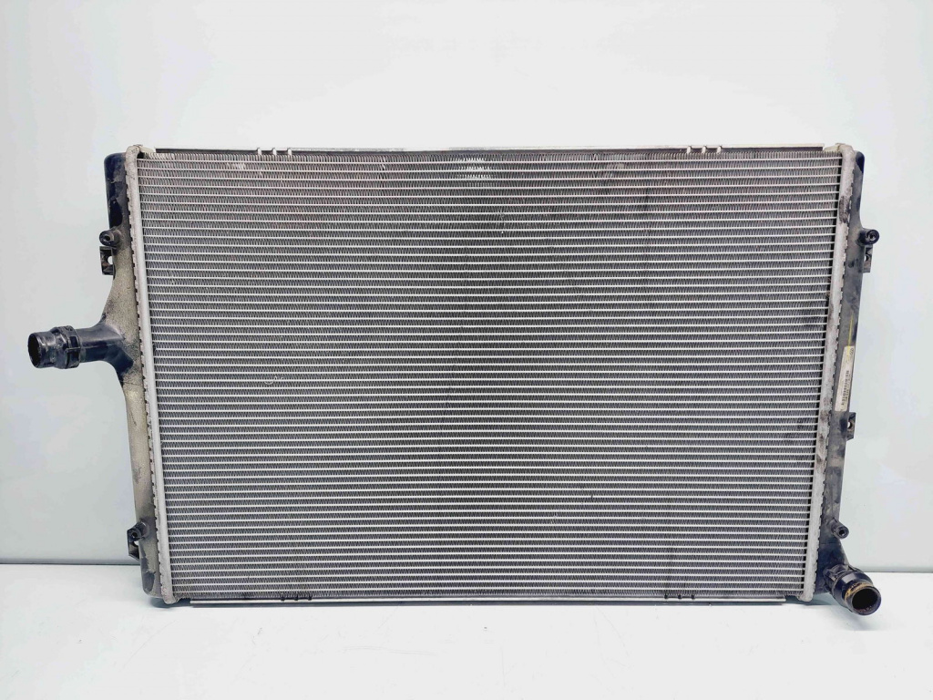 Radiator apa Volkswagen Caddy 3 (2KA, 2KH) [Fabr 2004-2009] 3C0121253BC 2.0 TDI CFFB103KW / 140CP