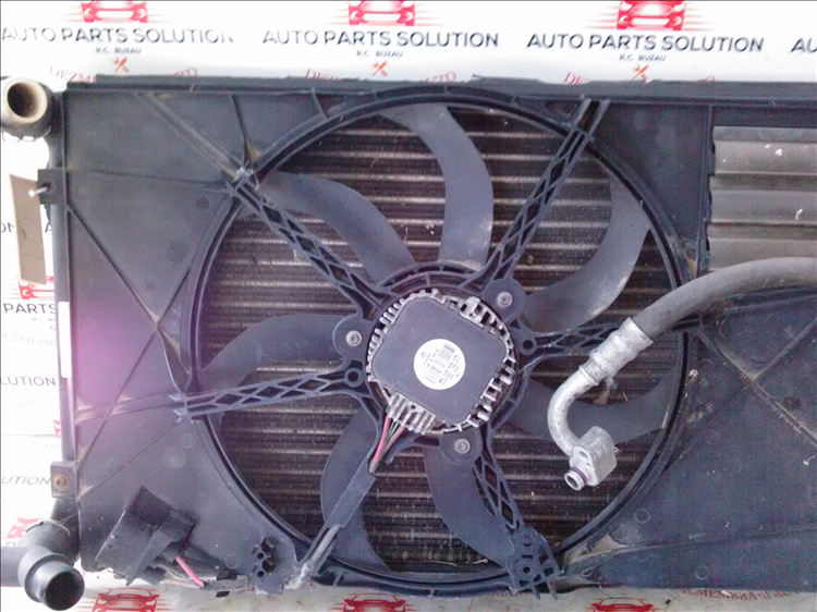 Radiator apa VOLKSWAGEN GOLF 5 1.6B