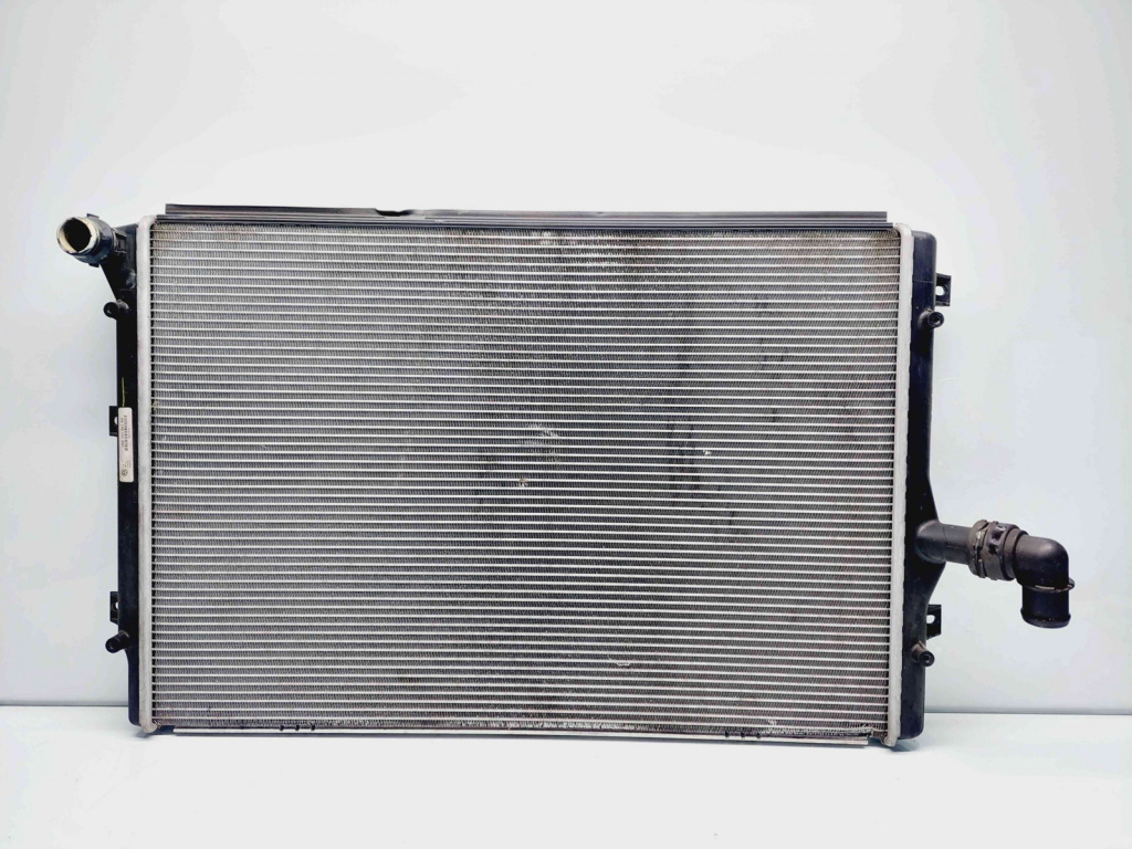 Radiator apa Volkswagen Golf 5 (1K1) [Fabr 2004-2008] 1K0121251DD 1.6 TDI CAYC77KW / 105CP