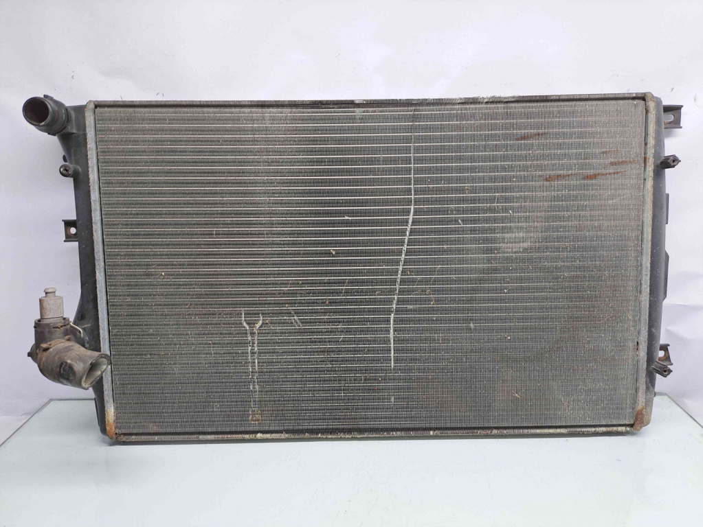 Radiator apa Volkswagen Golf 5 (1K1) [Fabr 2004-2008] 1K0121253AA 1.9 TDI BXE 1.9 TDI BXE 77KW / 105CP