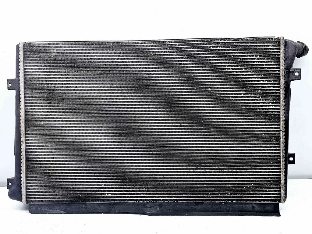 Radiator apa Volkswagen Golf 5 Variant (1K5) [Fabr 2007-2009] 1K012125AM 1.9 TDI BLS 77KW / 105CP 1.9 TDI BLS 77KW / 105CP