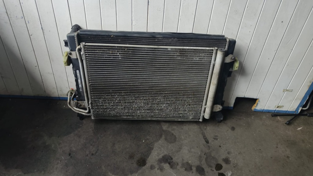 Radiator apa Volkswagen Golf 6 1.4 CAX 2009 Cod : 1K0121253BB