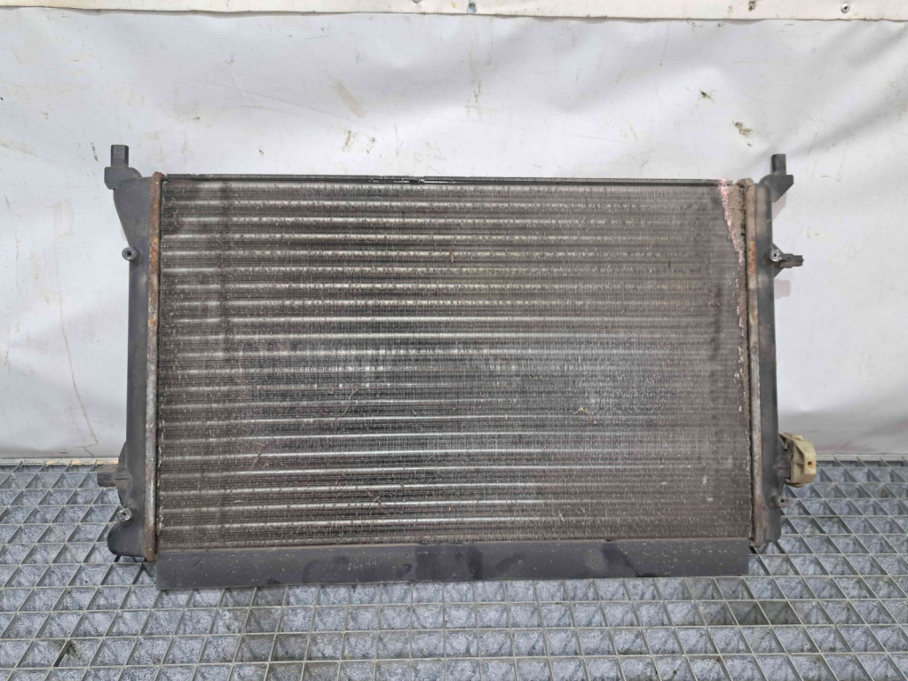 Radiator apa Volkswagen Golf 6 (5K1) [Fabr 2009-2013] 1K0121251DL 1.4 Benz CGGA 1.4 Benz CGGA 59KW