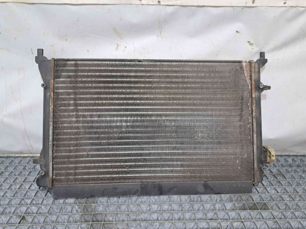 Radiator apa Volkswagen Golf 6 (5K1) [Fabr 2009-2013] 1K0121251DL 1.4 Benz CGGA 1.4 Benz CGGA 59KW