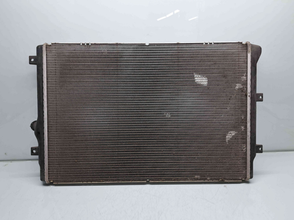 Radiator apa Volkswagen Passat B7 (362) [Fabr 2010-2014] 3C0121253AR 2.0 TDI CFFB 103KW / 140CP
