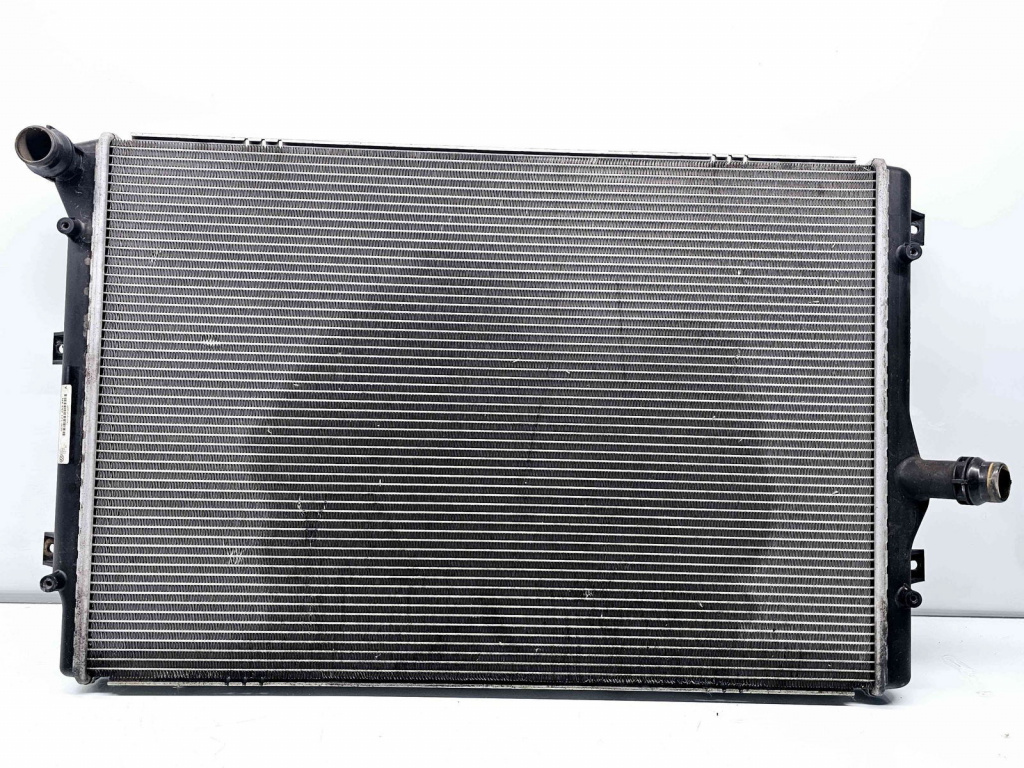Radiator apa Volkswagen Passat CC (357) [Fabr 2008-2012] 3C0121253AR 2.0 TDI CFFB 103KW / 140CP 2.0 TDI CFFB 103KW / 140CP