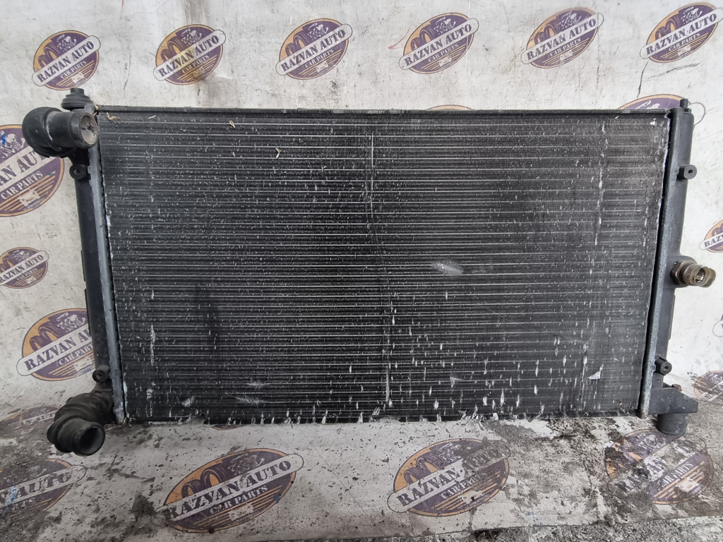 Radiator apa Volkswagen Sharan 1.9 Motorina 2002, 7M3121253G