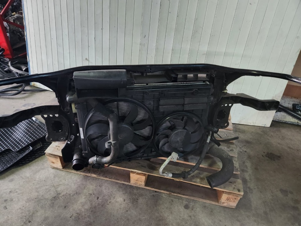 Radiator apa Vw Passat B6 2.0 Tdi an de fabricatie 2010