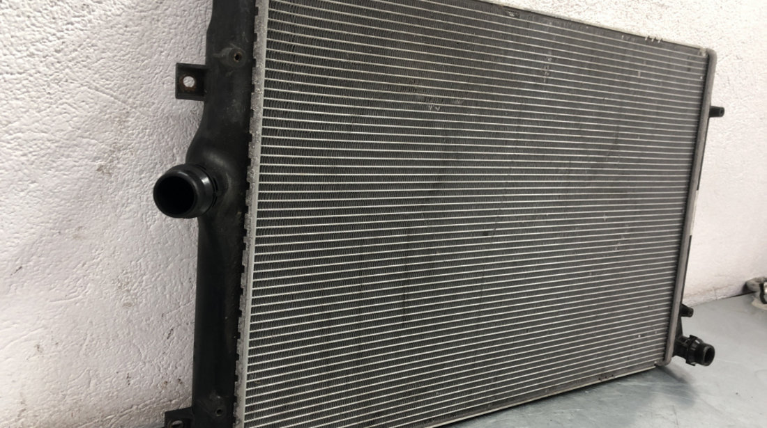 Radiator apa VW Passat B7 2.0TDI DSG 4motion 170cp sedan 2013 (3C0121253AR)