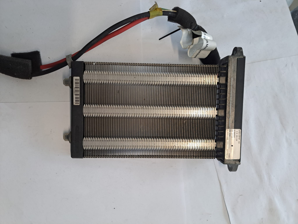 Radiator caldura habitaclu Mazda 3 - COD GA931BP8F-02/ 0 171 132 101