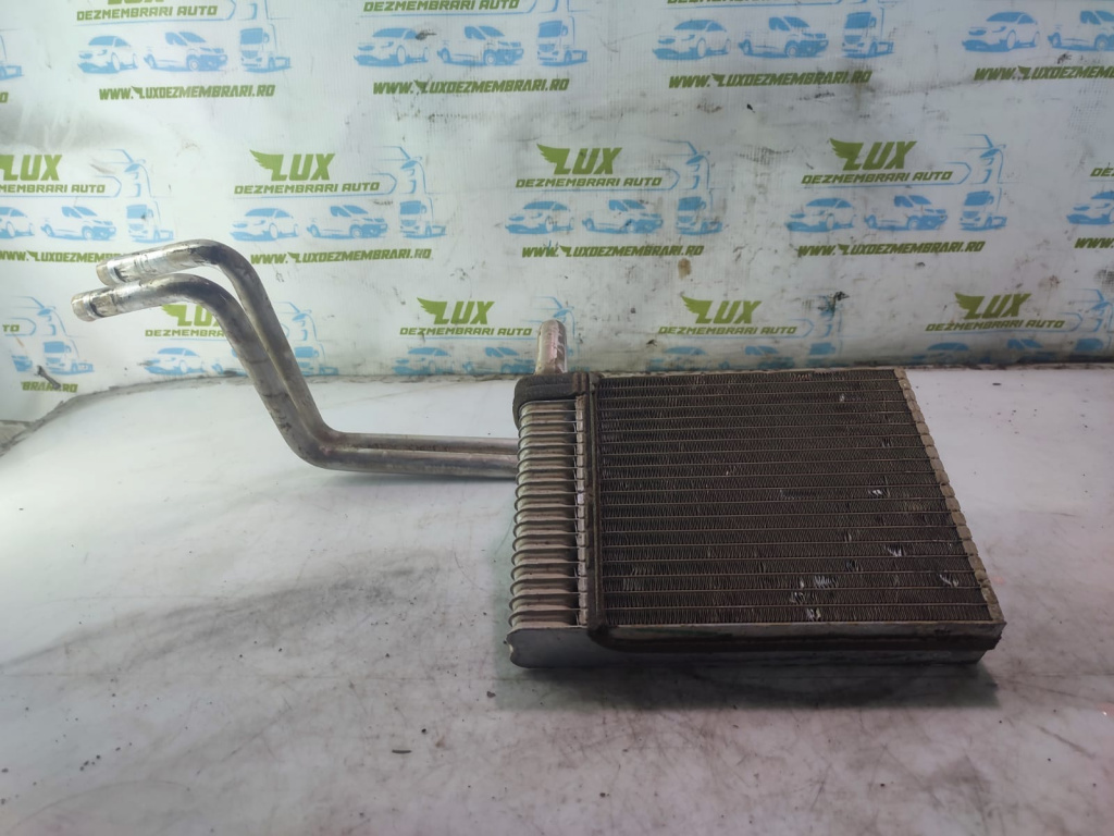 Radiator calorifer bord VPAMFH18476AB Ford Focus 3 [facelift] [2014 - 2020] XWDB 1.5 tdci