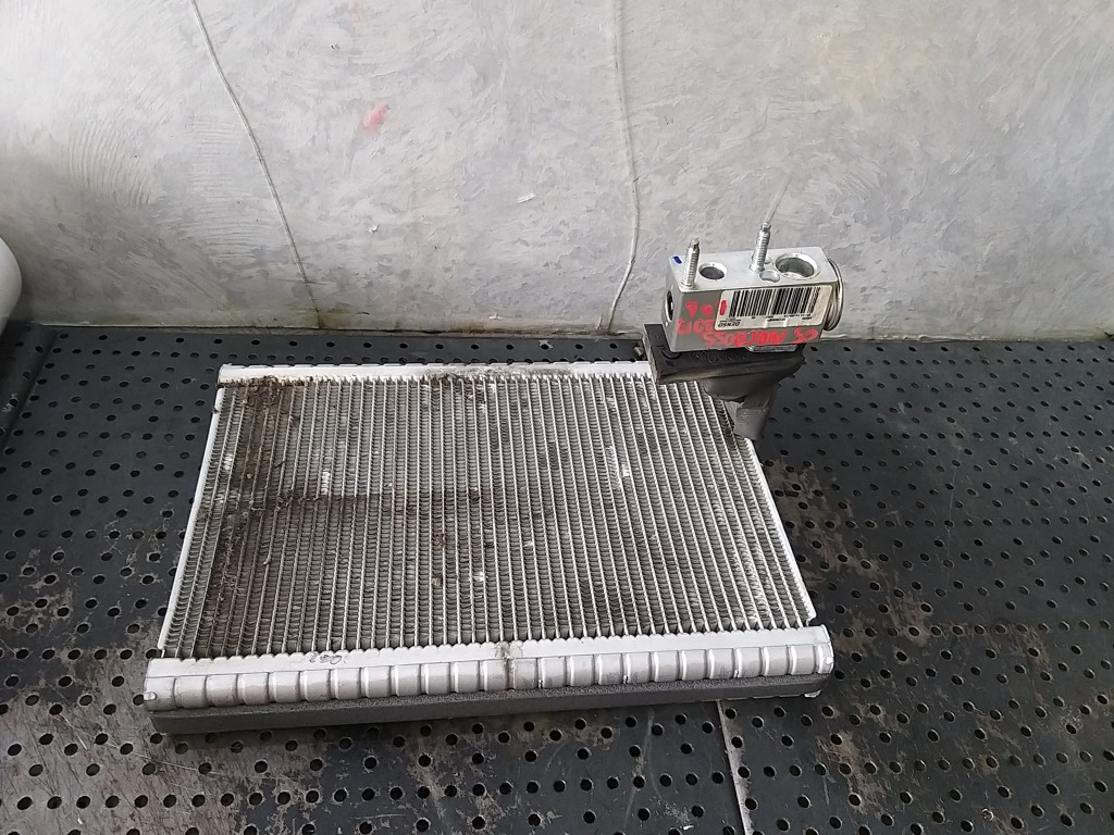 Radiator calorifer clima bord citroen c5 aircross 5p1350000