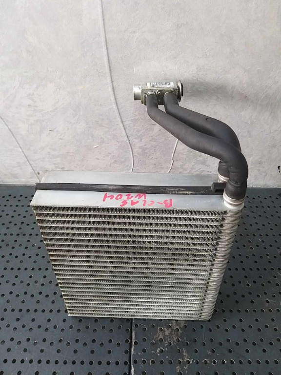 Radiator calorifer clima bord mercedes a class w169 1718300184