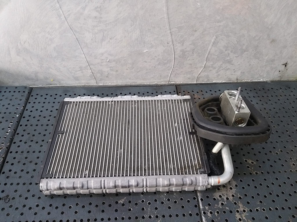 Radiator calorifer clima bord mercedes e class w212 2128300284
