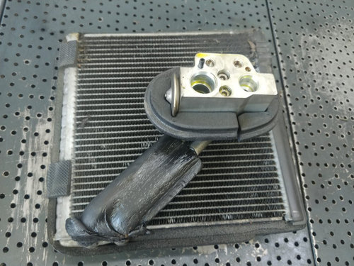 Radiator calorifer clima bord vw passat b6 3c 3c1820103b
