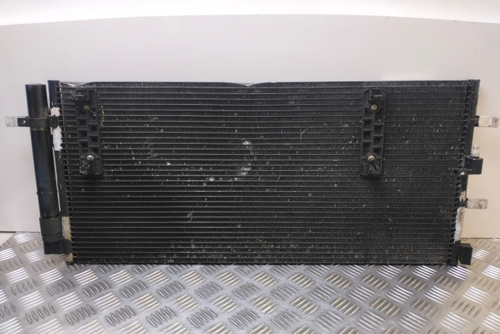 Radiator clima 2.0 tdi 8k0260403af Audi A4