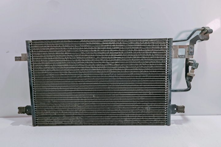 Radiator Clima 3B0260401 Volkswagen VW Passat B5.5 [facelift] [2000 - 2005]